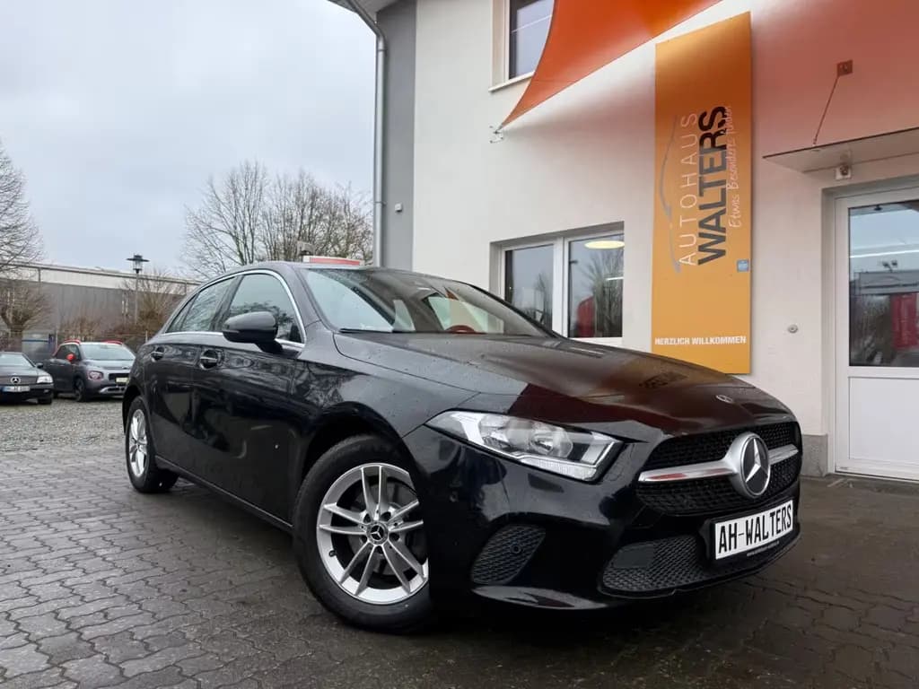 Main__Slider__Photo:Mercedes-Benz A 180 d Progressive=Automatik-Leder-Navi-Carplay= 10/2018-0