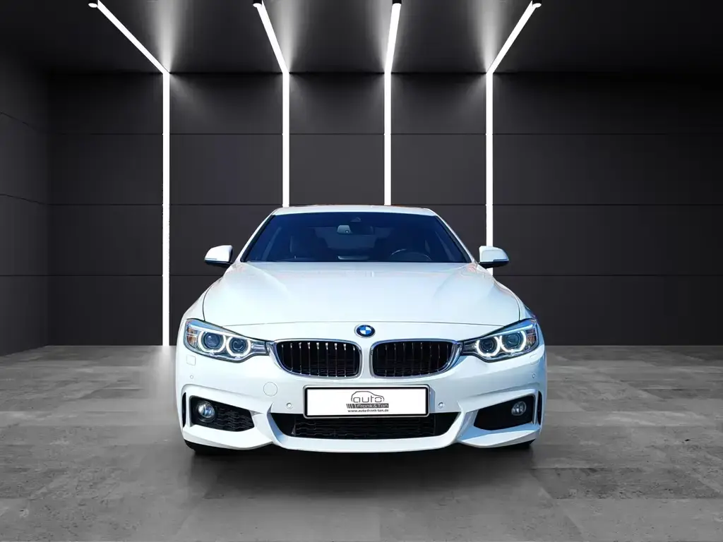 Main__Slider__Photo:BMW 4 Series 420d Coupé M Sport *LED*Ambiente*Navi*SitzHZ* 04/2017-1