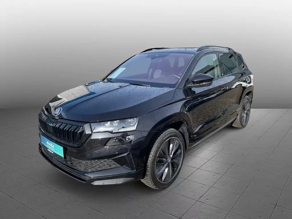 Main__Slider__Photo:Skoda Karoq Sportline 1.5 TSI DSG Navi LED ACC Panoram 05/2025-0