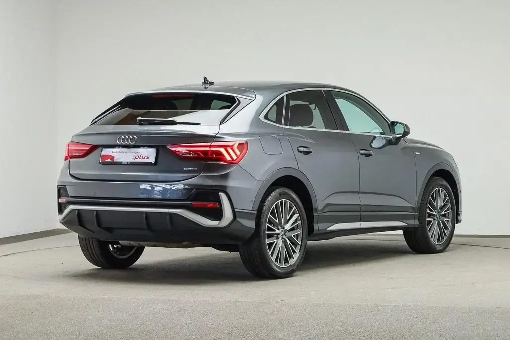 Main__Slider__Photo:Audi Q3 Sportback S line 40 TFSI qu. AHK, Kamera, ACC 09/2022-1