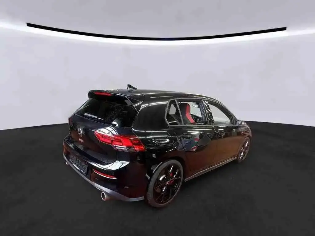 Main__Slider__Photo:Volkswagen Golf VIII 2.0 TSI GTI DSG BLACKSTYLE KAMERA 01/2024-1