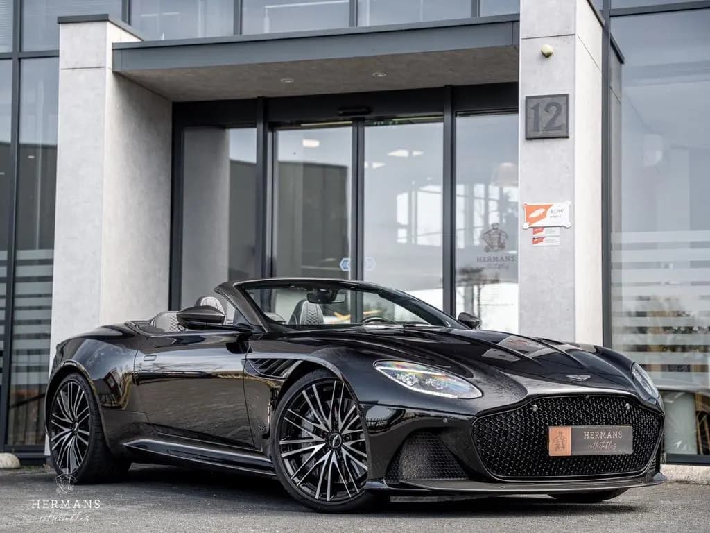 Main__Slider__Photo:Aston Martin DBS Volante 5.2 V12 Superleggera / B&O 3D / Carb 06/2022-0