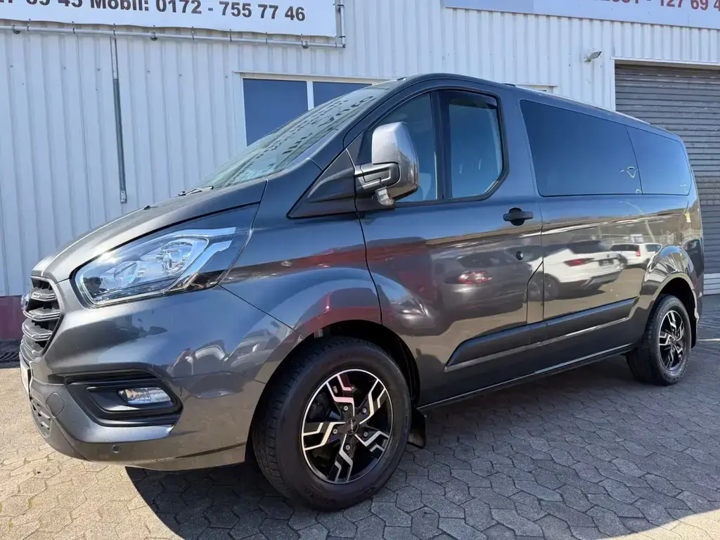 Main__Slider__Photo:Ford Transit Custom 2.0 TDCI 96kW 131PS/9-Sitzer/LED 09/2018-1