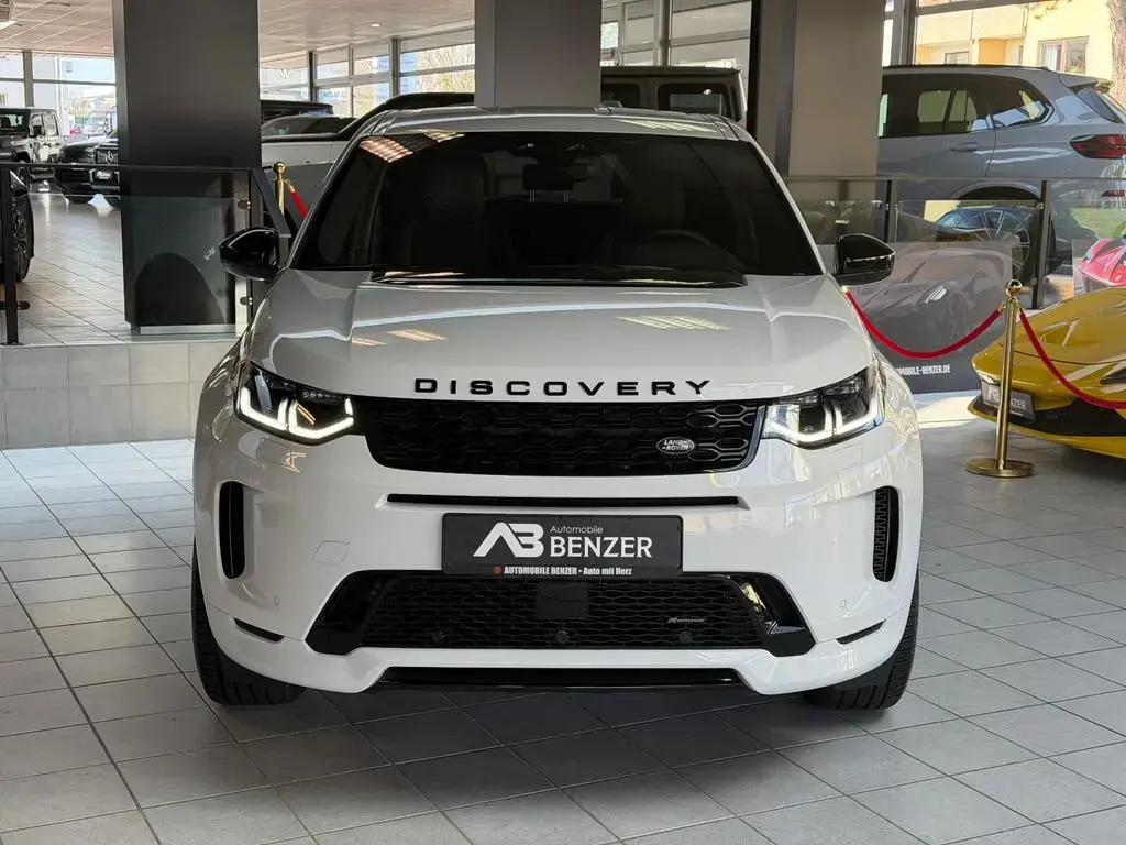 Main__Slider__Photo:Land Rover Discovery Sport R-Dynamic /MERIDIAN/CARPLAY/KAM 11/2022-1