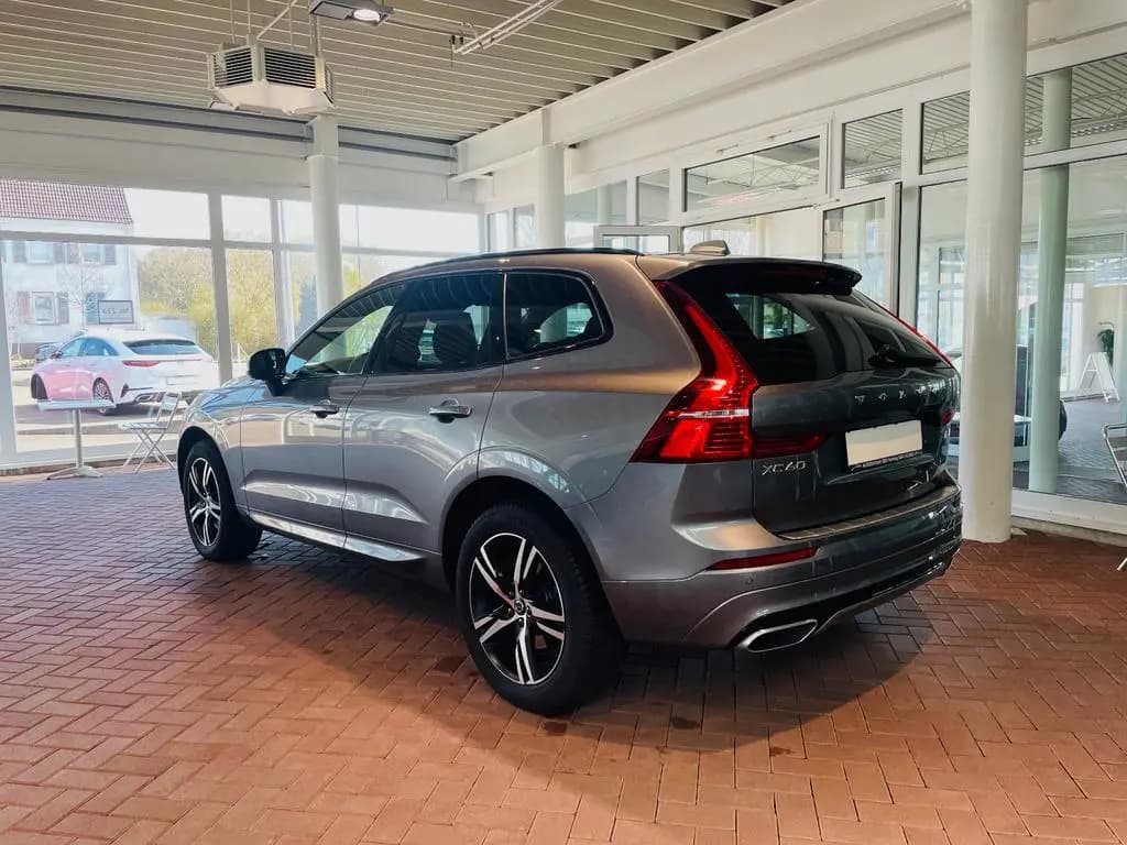Main__Slider__Photo:Volvo XC60 B4 RDesign AWD Pano Headup Cam AHK 07/2020-0