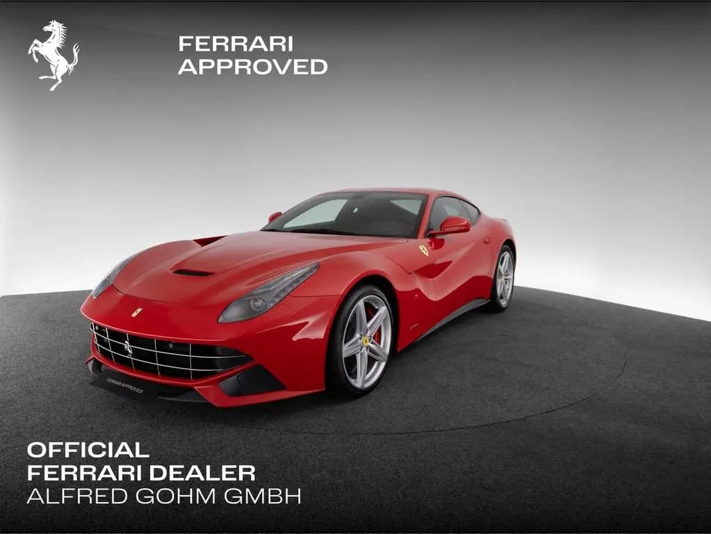 Main__Slider__Photo:Ferrari F12 berlinetta FERRARI SINGEN 11/2015-0