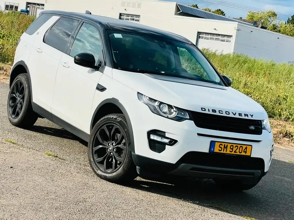Main__Slider__Photo:Land Rover Discovery Sport TD4 180 PS Automatik 4WD Sky... 06/2017-1