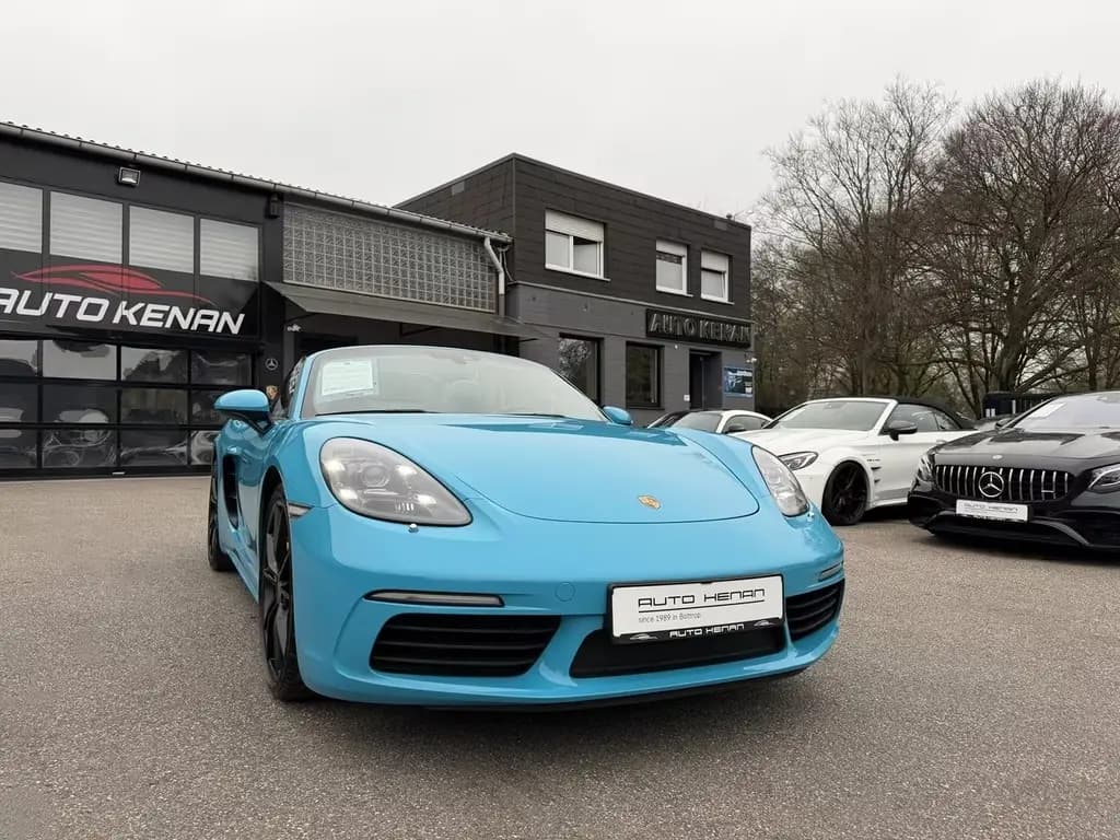 Main__Slider__Photo:Porsche 718 Boxster miamiblau PCM/SAGA/PDLS+/PASM/Leder 07/2018-0