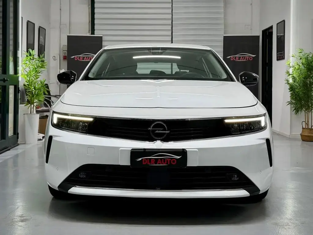 Main__Slider__Photo:Other Other Opel Astra 1.5 Turbo Diesel 130 CV Edition 02/2023-1