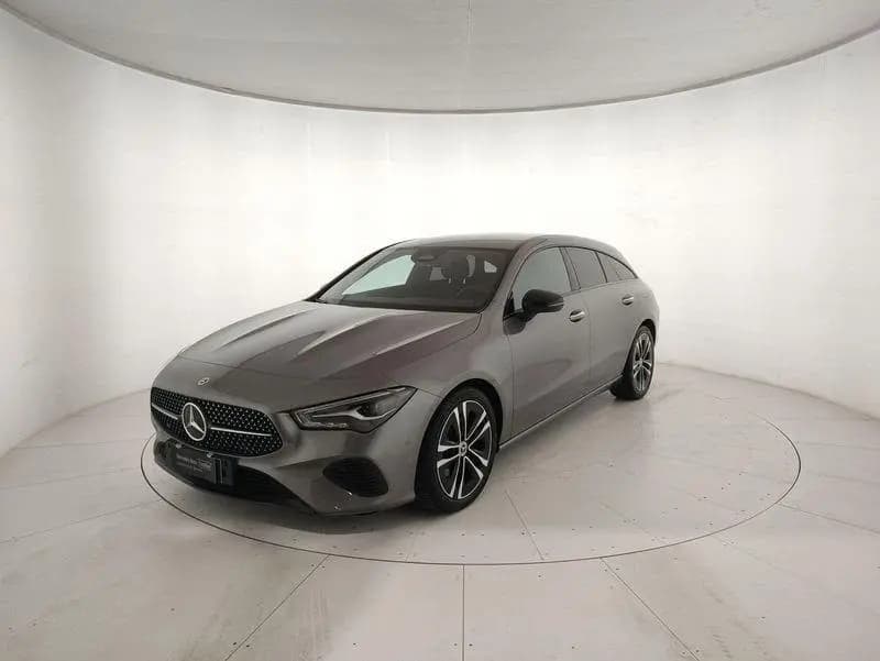 Main__Slider__Photo:Other Other Mercedes-Benz CLA Shooting Brake 180 d Progressi 03/2024-0