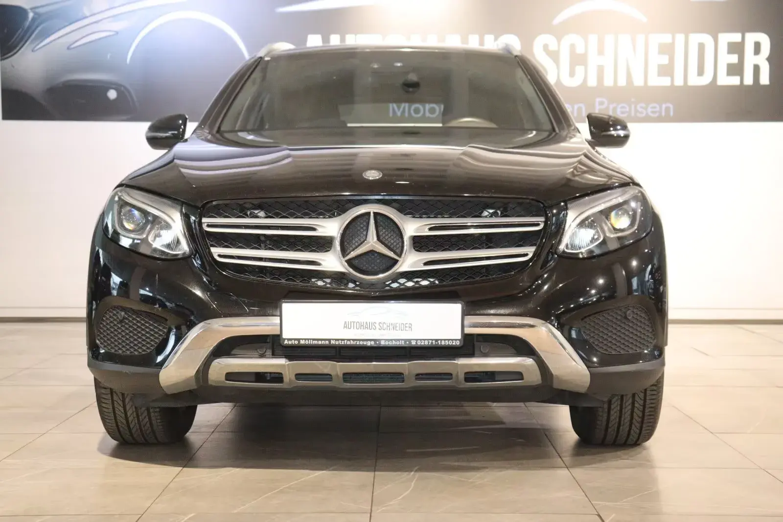 Main__Slider__Photo:Mercedes-Benz GLC-Class 250 12/2016-1