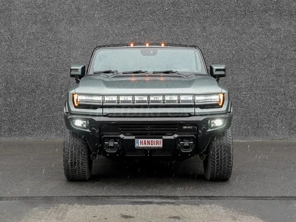 Main__Slider__Photo:GMC Hummer EV 3X SUV Edition 1 Moonshot € 110000 02/2024-1