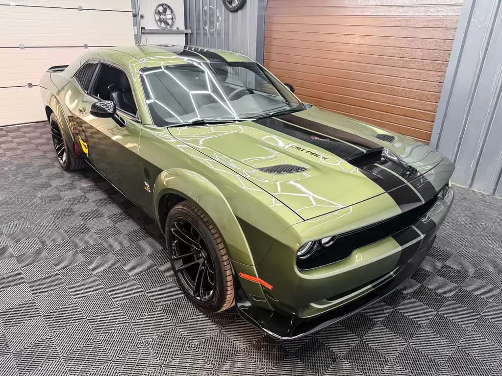 Main__Slider__Photo:Dodge Challenger 6.4 SCATpack WIDEBODY Look 12/2022-0