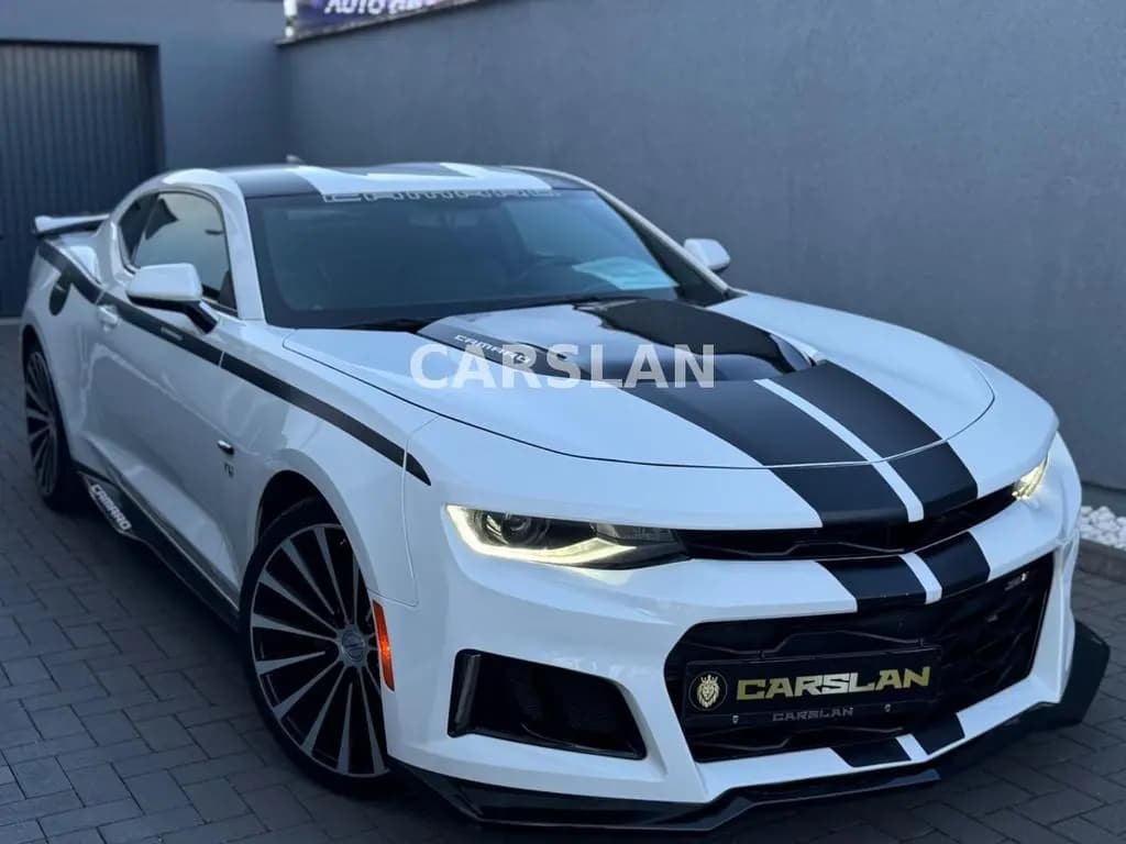 Main__Slider__Photo:Chevrolet Camaro ZL1 LED+20"+R.KAM+LEDER+SHZ+KEYLESS+NAVI 10/2021-0