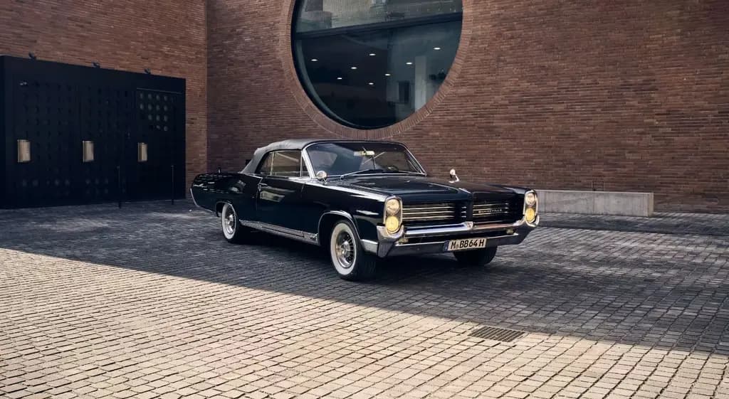 Main__Slider__Photo:Pontiac Bonneville Convertible 421cui **Schaltgetriebe** 07/1964-0