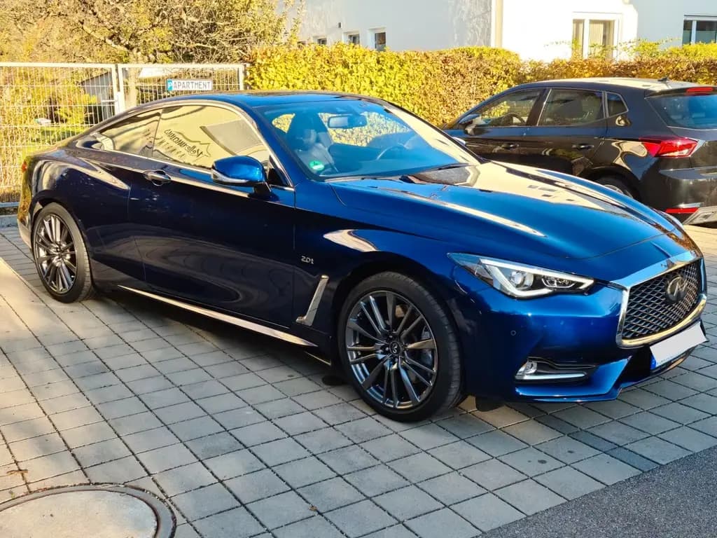 Main__Slider__Photo:Infiniti Q60 2.0t AT Sport Sport 07/2017-0