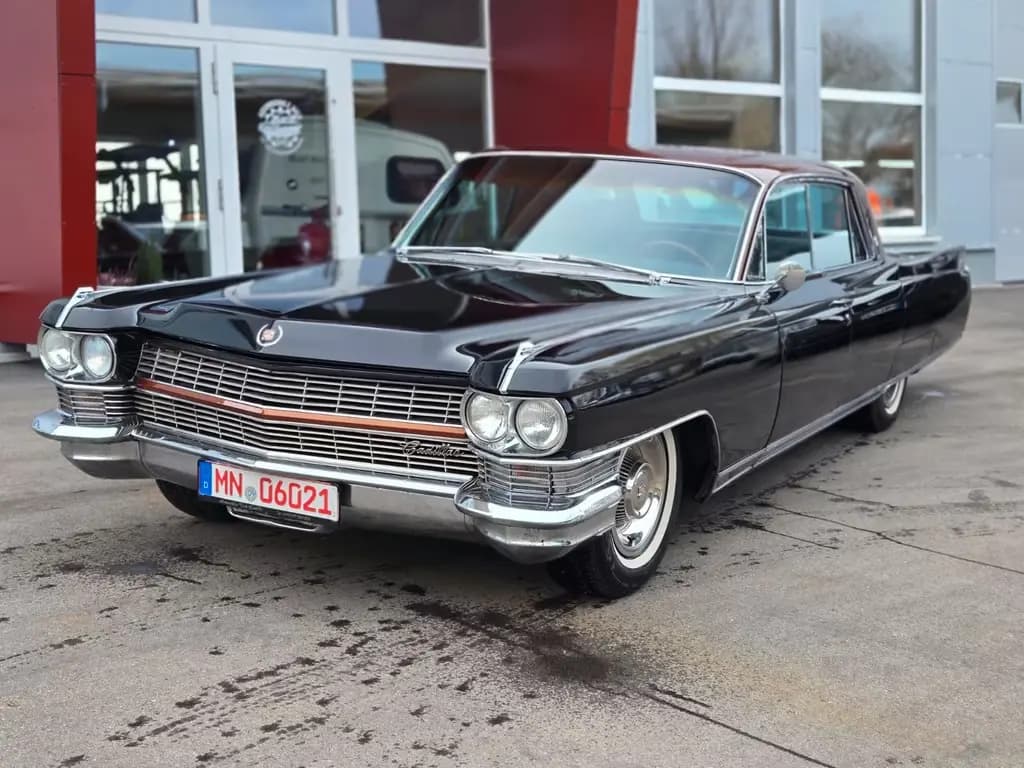 Main__Slider__Photo:Cadillac Deville 07/1964-0