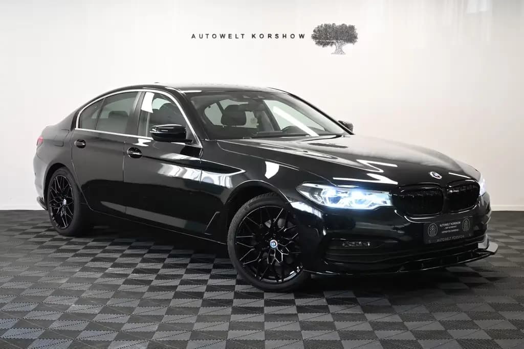 Main__Slider__Photo:BMW 520 d Lim. *LED *SHZ *KAMERA *VIRTUAL*19ZOLL 07/2019-0