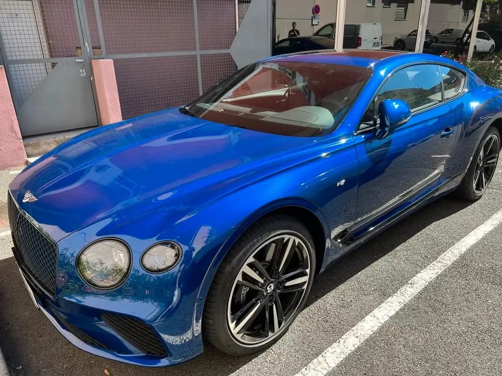 Main__Slider__Photo:Bentley Continental GT V8 07/2023-0