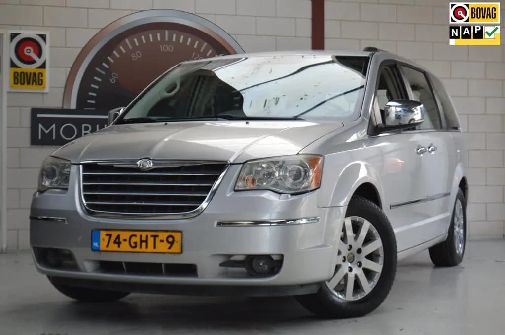 Main__Slider__Photo:Chrysler Grand Voyager 3.8 V6 Limited, 7zits, Trekhaak, A 06/2008-0