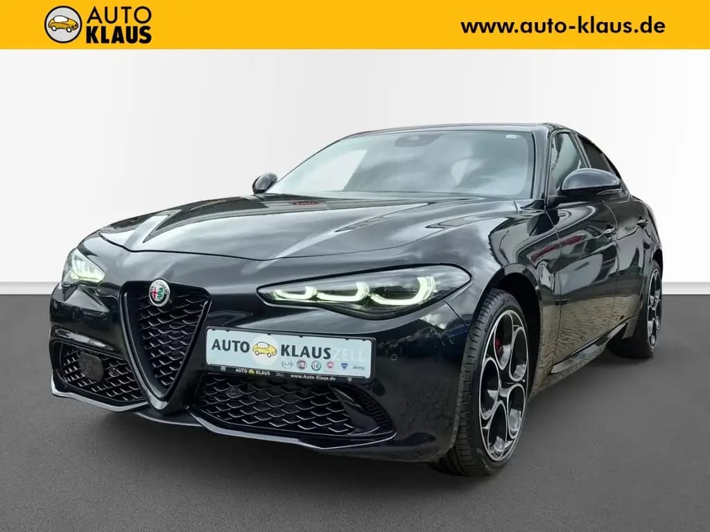 Main__Slider__Photo:Alfa Romeo Giulia Competizione Q4 LED Leder Navi Rückfahrka 05/2023-0