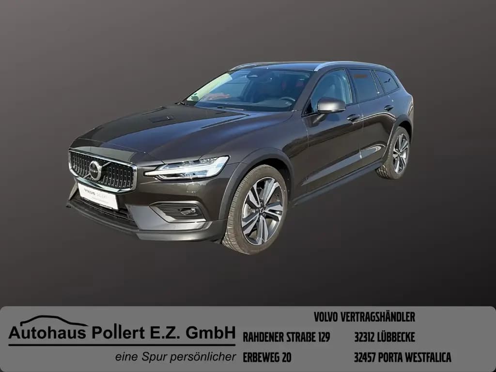 Main__Slider__Photo:Volvo V60 Cross Country B4 AWD Plus 06/2024-0