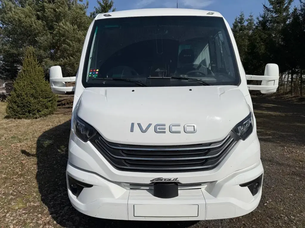 Main__Slider__Photo:Iveco Other SUNRISE F3 FERQUI "ROSERO" null-1