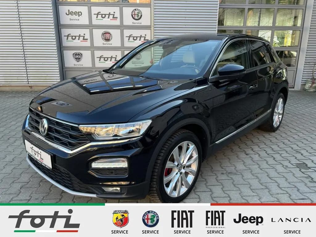 Main__Slider__Photo:Volkswagen T-Roc Sport 1,5 TSI 150PS DSG LED LEDER NAVI 07/2018-0