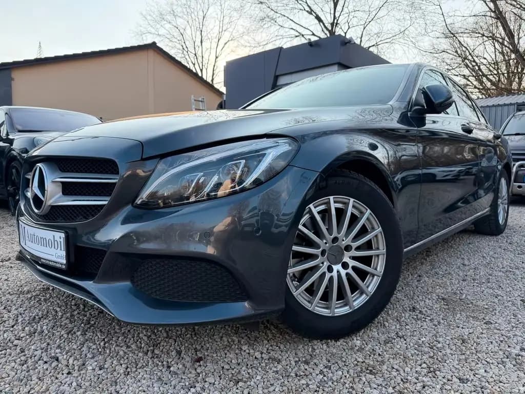 Main__Slider__Photo:Mercedes-Benz C-Class 200 Limousine Navi*Tempo*SitzHz.*8Fach 12/2016-0