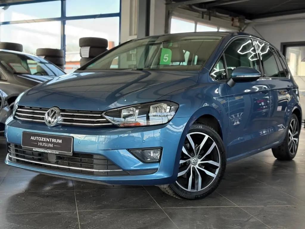 Main__Slider__Photo:Volkswagen Golf Sportsvan VII Allstar BMT/Start-Stopp 05/2016-0