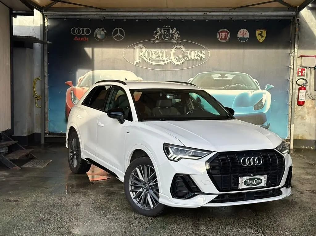 Main__Slider__Photo:Audi Q3 40 TDI Quattro S-Tronic/S-Line Edition 06/2019-0