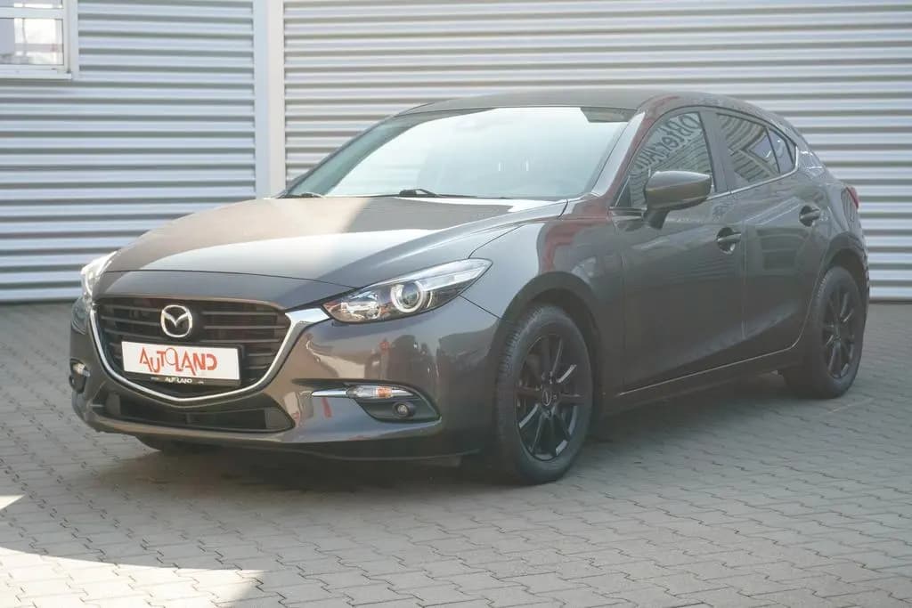 Main__Slider__Photo:Mazda 3 2.0 Xenon Tempomat Sitzheizung DAB AHK PDC 11/2017-0