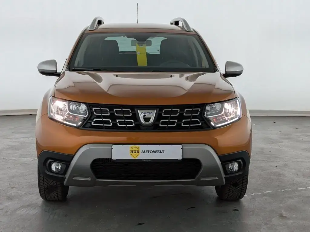Main__Slider__Photo:Dacia Duster II 1.2 TCe 125 Prestige 2WD NAVI+RFK+SHZ+ 07/2018-1