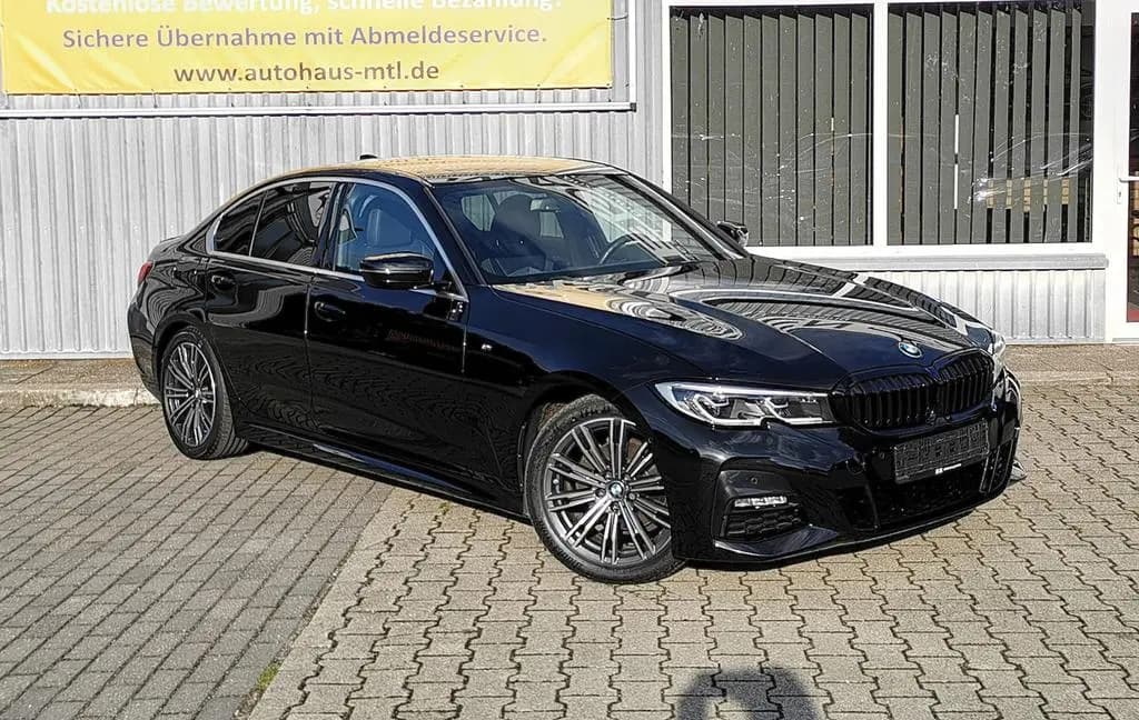 Main__Slider__Photo:BMW 3 Series 320d M Sportpaket Head-Up Leder Laserlicht 01/2020-0