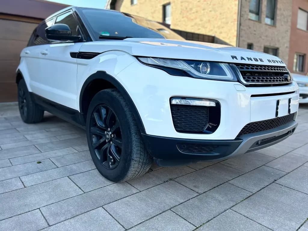Main__Slider__Photo:Land Rover Range Rover Rover Evoque Pure NUR EXPORT 12/2018-0