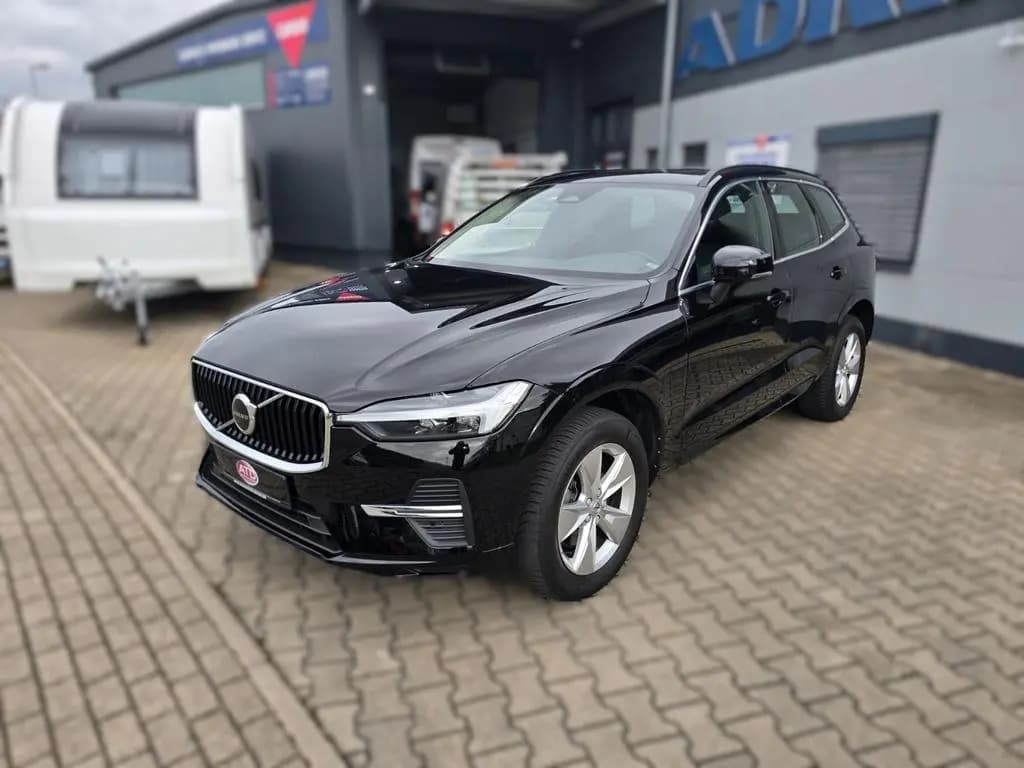 Main__Slider__Photo:Volvo XC60 Momentum Pro 2WD,Navi,Leder,LED,Apple+Andro 04/2022-0