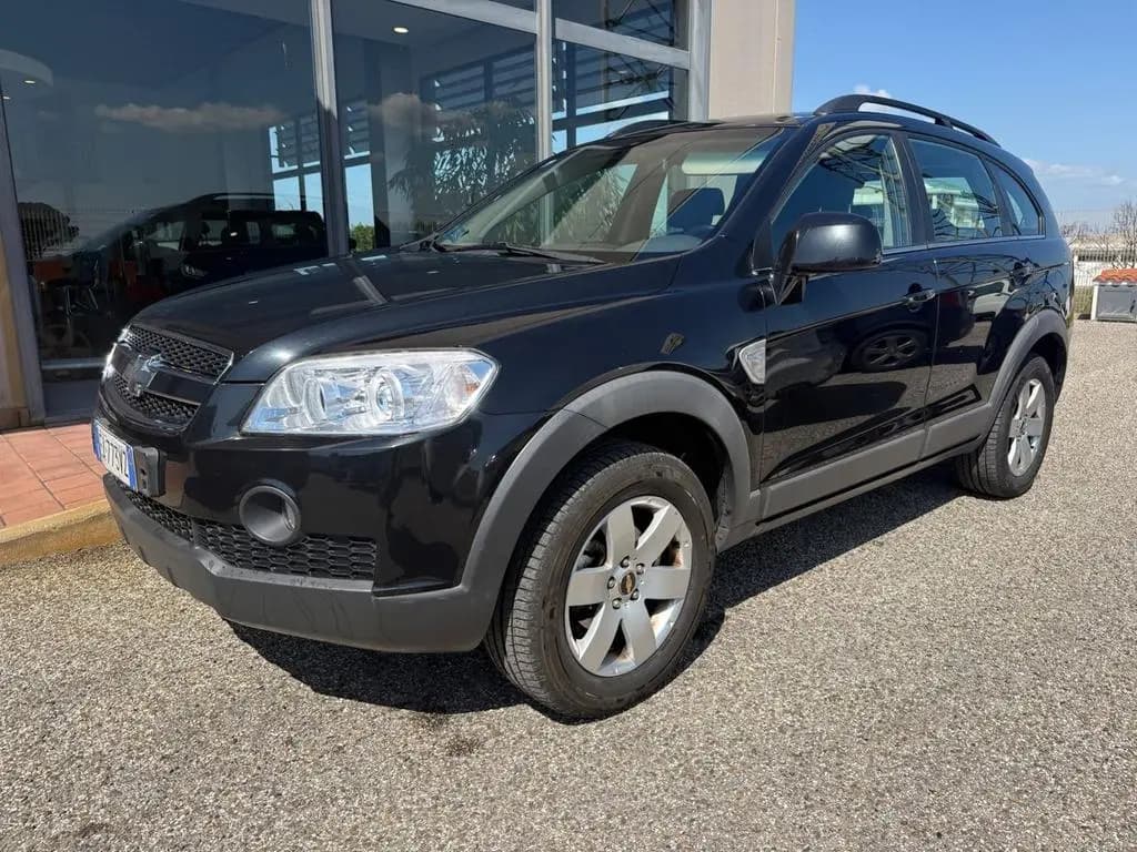 Main__Slider__Photo:Chevrolet Captiva 2.0 VCDi 2WD 7 POSTI my10" 08/2010-0