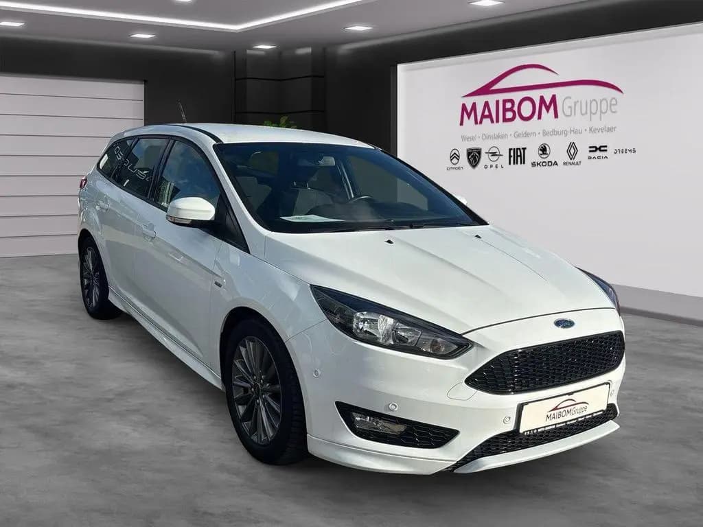 Main__Slider__Photo:Ford Focus ST-Line Android Auto 07/2018-0