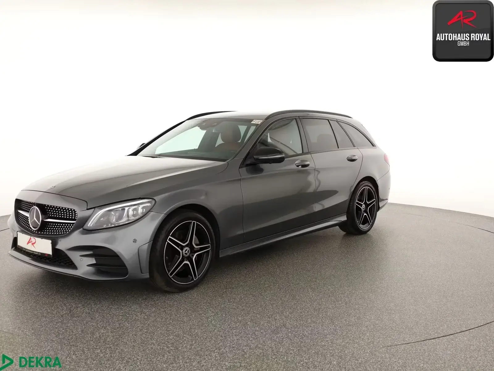 Main__Slider__Photo:Mercedes-Benz C-Class 220 06/2019-1