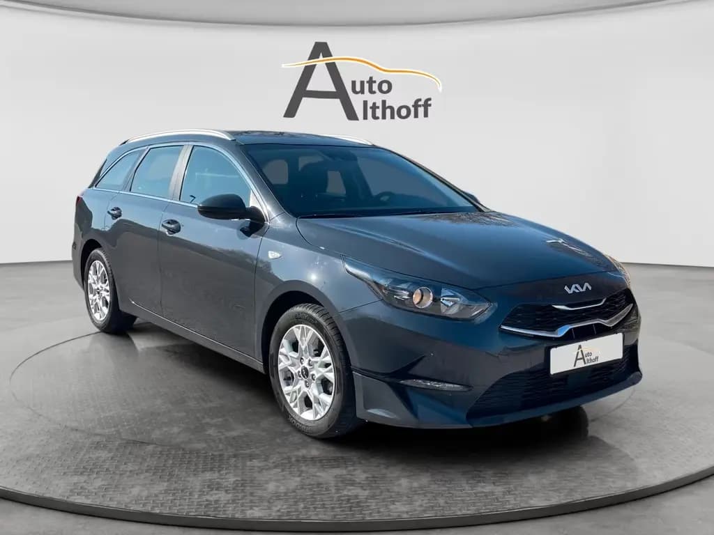 Main__Slider__Photo:Kia cee'd Sportswagon cee'd SW 1.5 T-GDI Vision DCT SHZ PDC NAV KAM 11/2022-0
