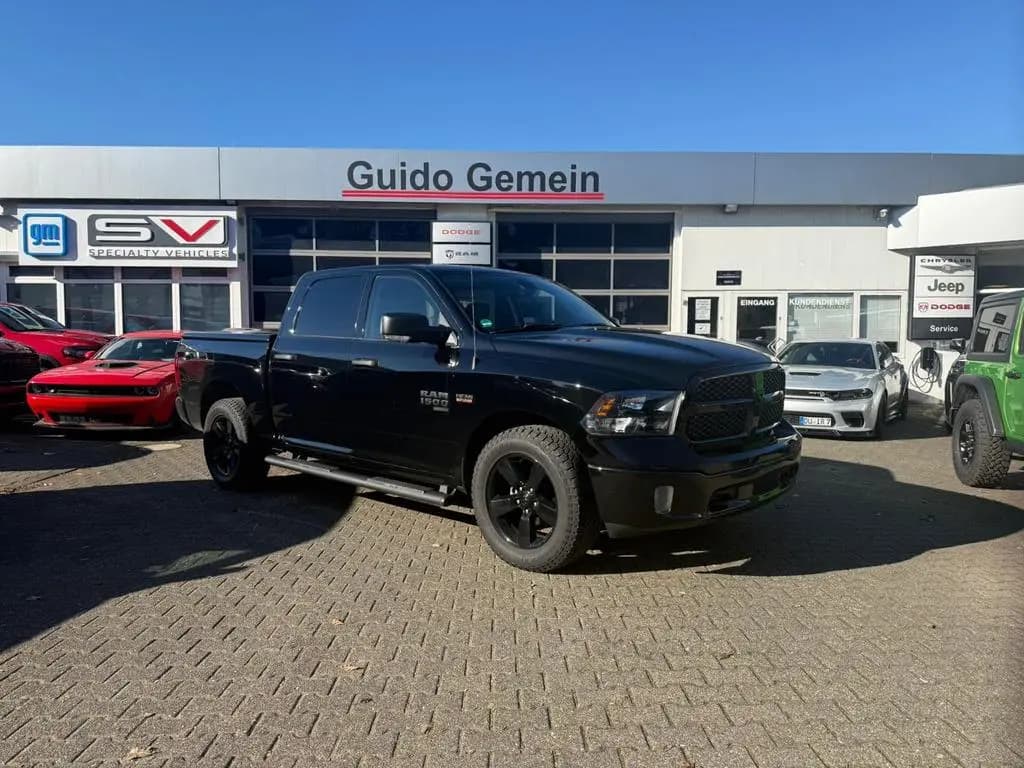 Main__Slider__Photo:Dodge RAM 1500 SLT Classic 5.7 V8 4x4 unfallfrei 1.HD 08/2024-0