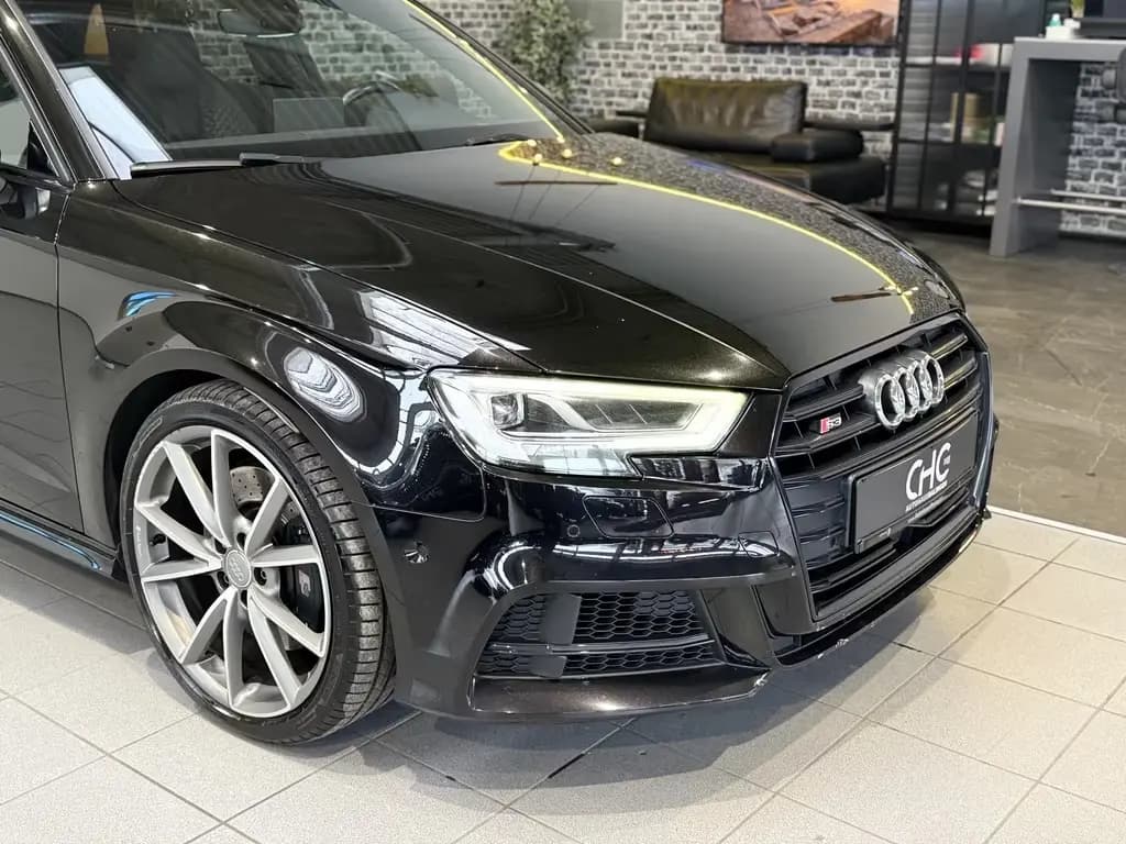 Main__Slider__Photo:Audi S3 Sportback 2.0 TFSI quattro 1.HAND|Magnetic Ri 06/2017-0