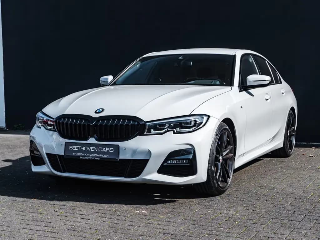 Main__Slider__Photo:BMW 3 Series 330 d xDr M Sport Leder NAVI LiCo 12/2020-0