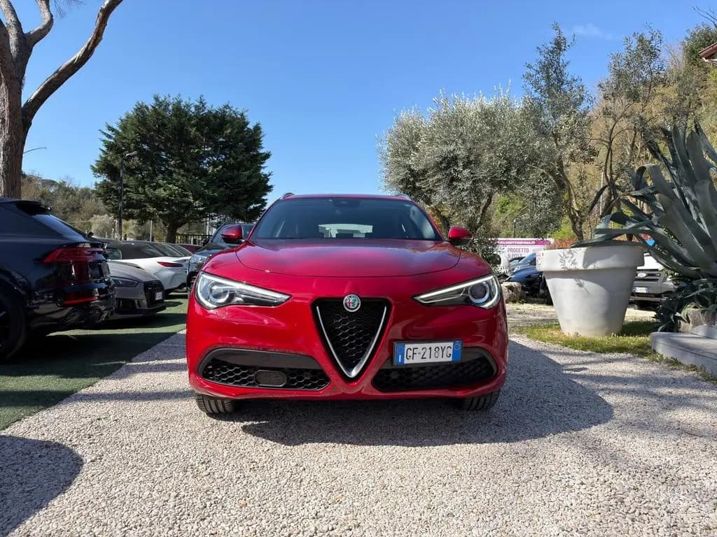 Main__Slider__Photo:Alfa Romeo Stelvio 2.2 Turbodiesel 190 CV AT8 Q4 05/2021-0