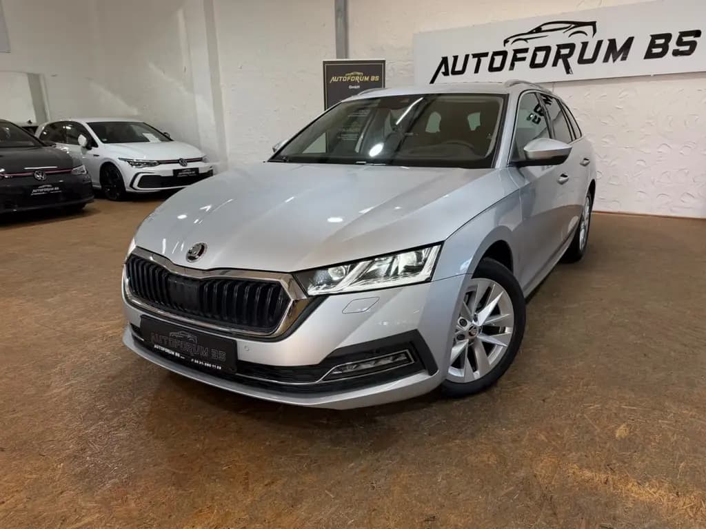 Main__Slider__Photo:Skoda Octavia Combi Style 2.0TDI DSG/CAM/MATRIX/HEAD-UP 07/2022-0