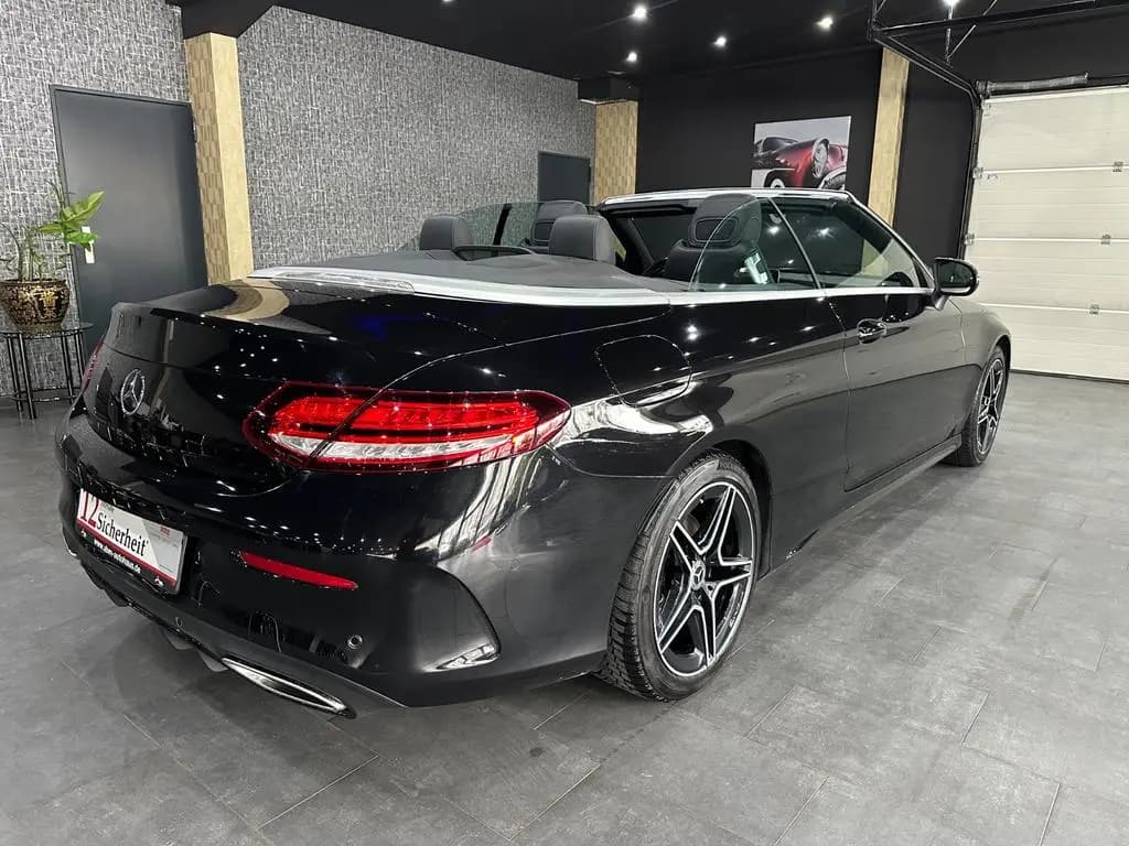 Main__Slider__Photo:Mercedes-Benz C-Class 200 Cabrio 9G-Tronic AMG / Night-Paket/Airscaf 01/2020-0