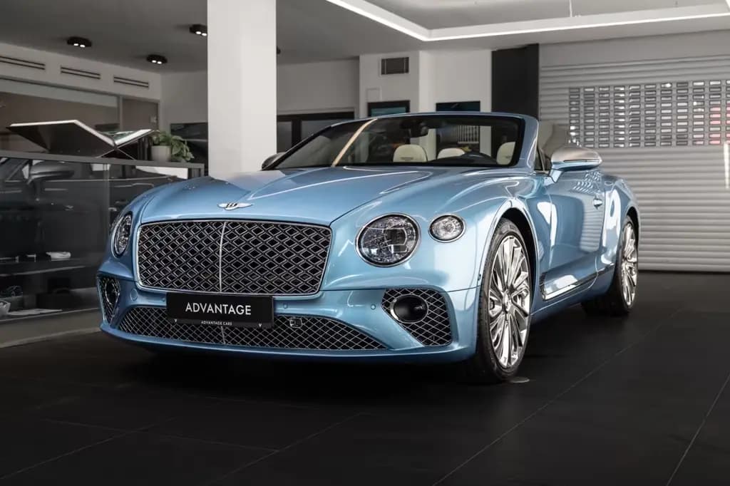 Main__Slider__Photo:Bentley Continental GTC V8 Mullinere/360/Vent,Massage 06/2024-0