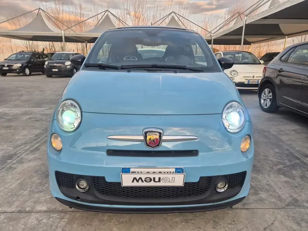Main__Slider__Photo:Abarth 500 1.4 Turbo T-Jet MTA Custom 04/2015-0