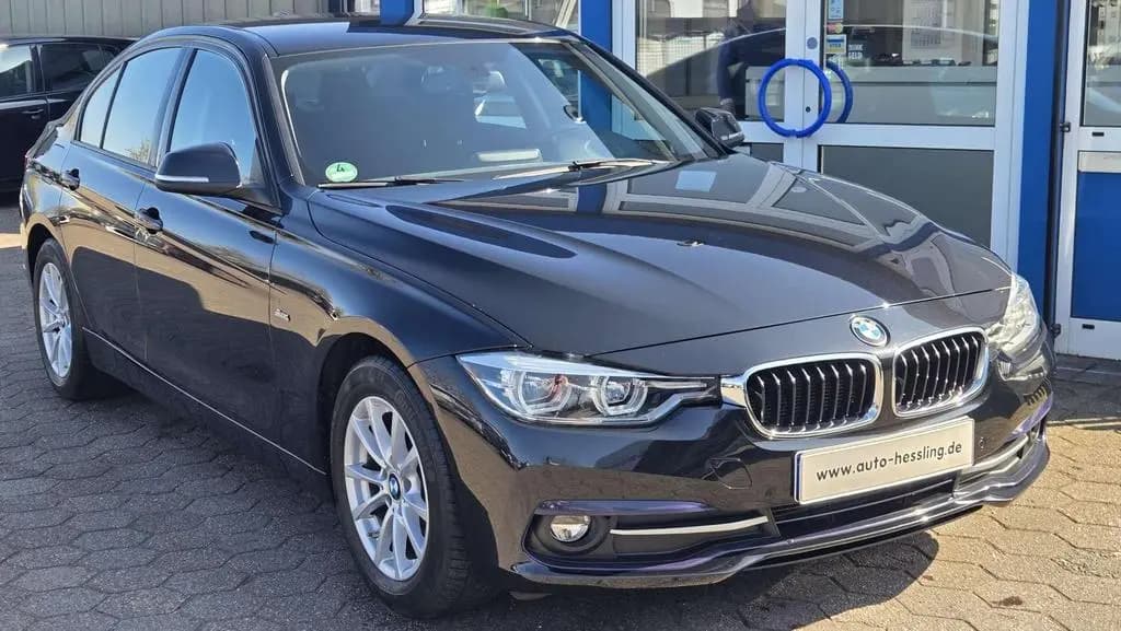 Main__Slider__Photo:BMW 3 Series 318 318 i Sport Line Anhängerkupplung Navi LED 02/2016-0