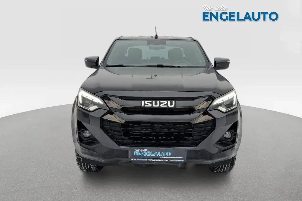 Main__Slider__Photo:Isuzu D-Max CrewCab LSE 4x4 EXKLUSIVE LEDER AHK 06/2025-1